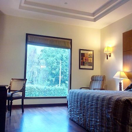 The Ocean Pearl Retreat Hotel นิวเดลี ภายนอก รูปภาพ