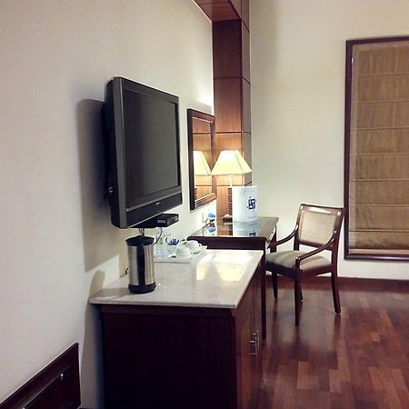 The Ocean Pearl Retreat Hotel นิวเดลี ภายนอก รูปภาพ