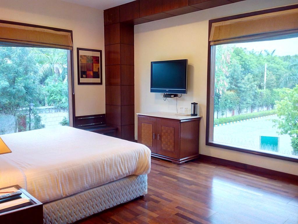 The Ocean Pearl Retreat Hotel นิวเดลี ภายนอก รูปภาพ