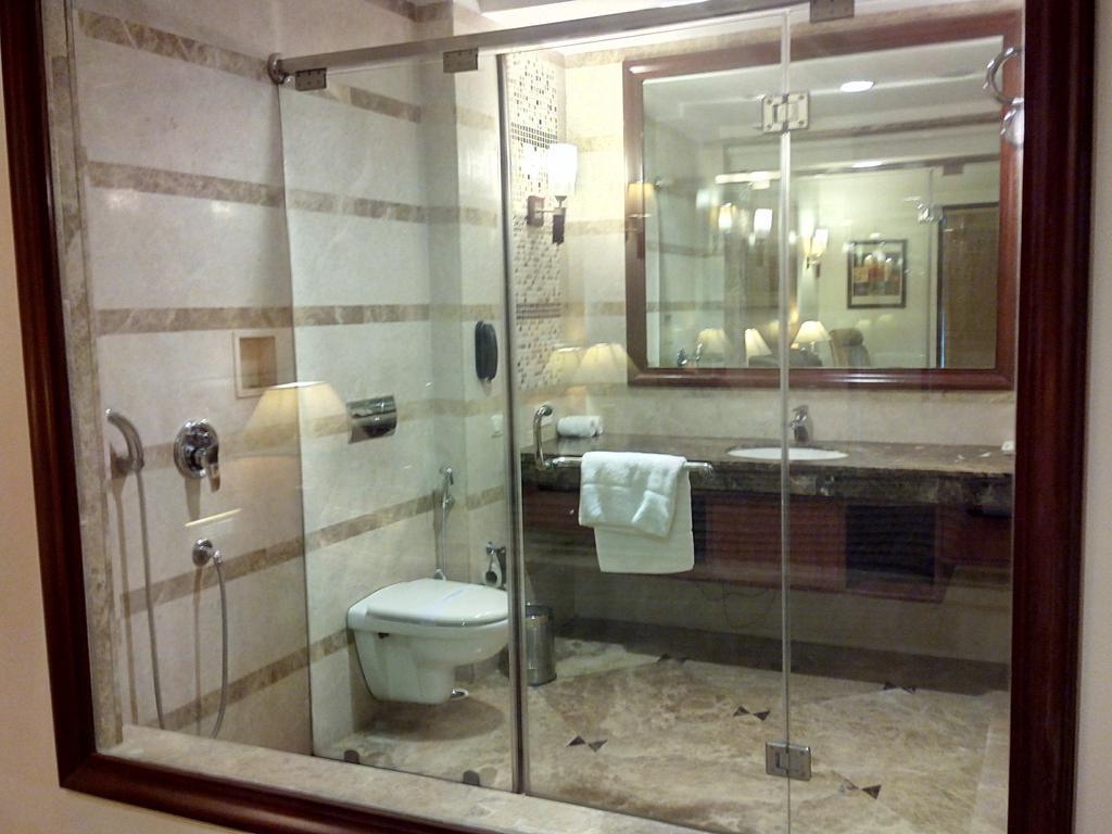 The Ocean Pearl Retreat Hotel นิวเดลี ภายนอก รูปภาพ